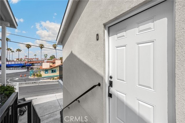 Building Photo - 102 E Avenida San Gabriel