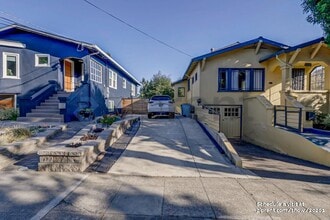 Building Photo - 1338 Parker St