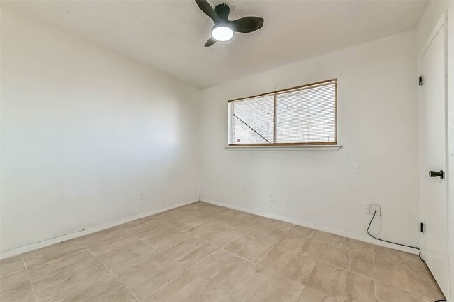 Building Photo - 11411 Murr Way