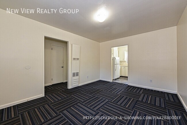 Building Photo - 260 Church St NE