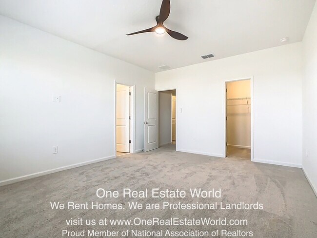 Building Photo - 2971 Maloof Dr