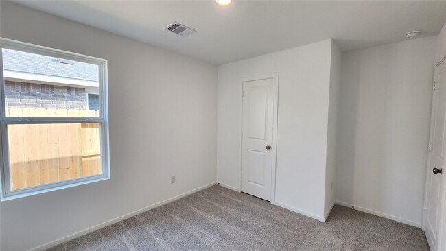 Building Photo - 26850 Cascade Sunrise St