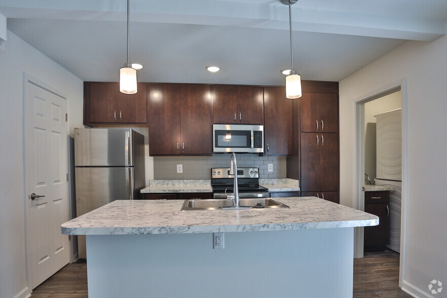 Building Photo - Palmetto Gardens