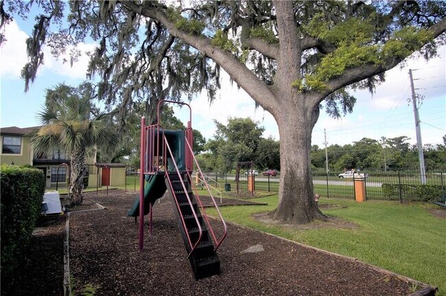 Building Photo - 7324 Forest Hill Ct