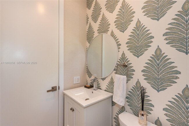 Building Photo - 650 Curtiswood Dr