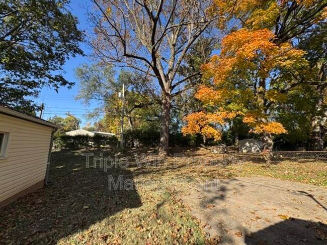 Building Photo - 295 Brackleigh Ln