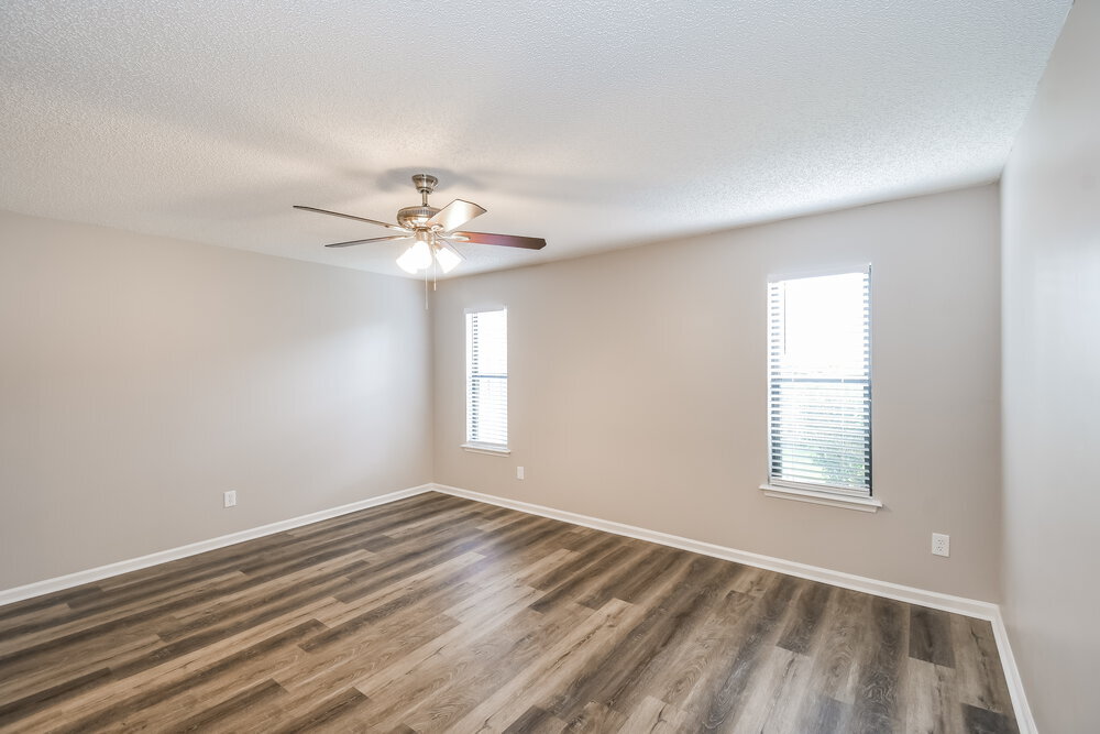 Building Photo - 11325 McNichols Ct