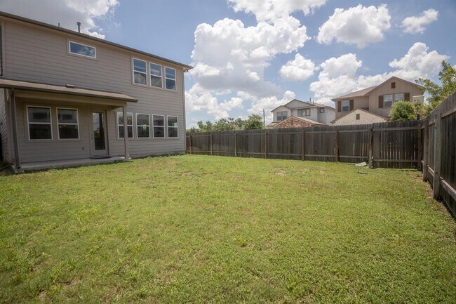 Building Photo - 13500 Feldspar Dr