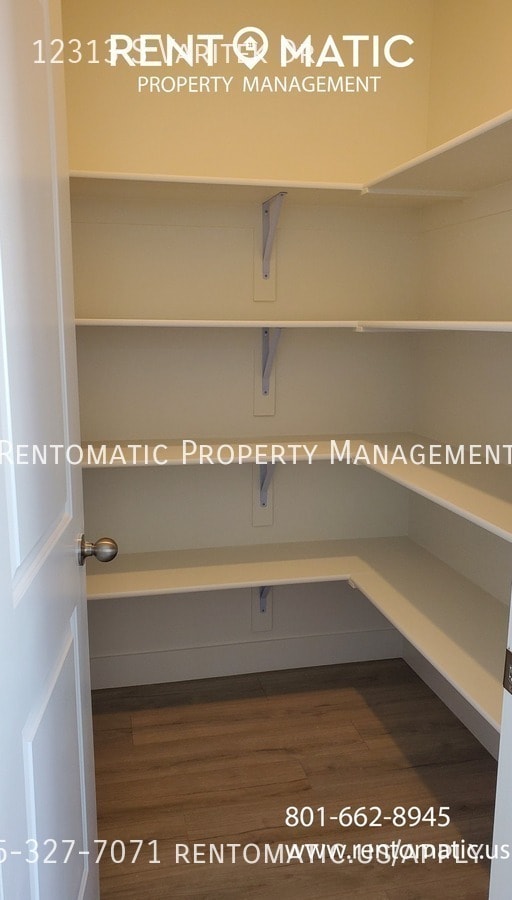 Building Photo - 12313 S Varitek Dr