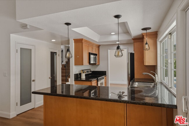 Building Photo - 29392 Hillrise Dr
