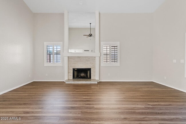 Building Photo - 861 W Shellfish Dr