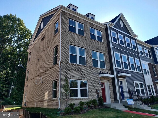 Building Photo - 2766 Bridgewater Dr