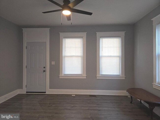 Building Photo - 2911 Markley Ave