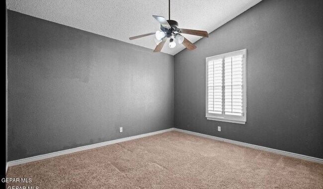 Building Photo - 409 Emerald Bluff Dr
