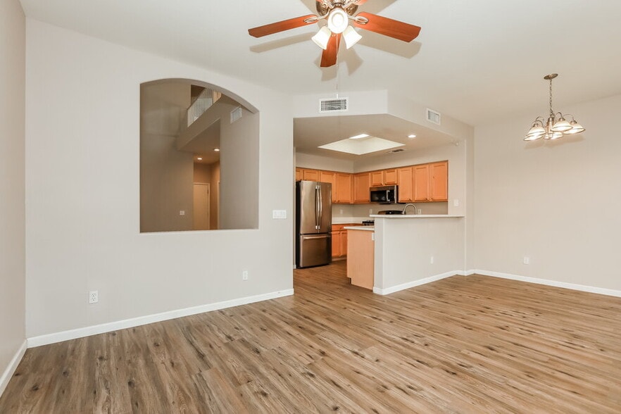 Building Photo - 7206 E Kael St