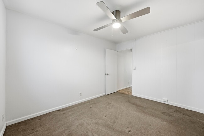 Building Photo - Kihei Manor