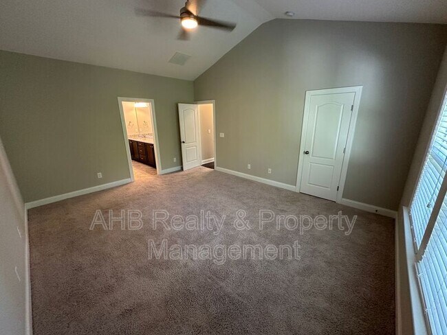 Building Photo - 850 Longleaf Pine Pl
