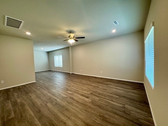 Building Photo - 3079 S Saline Aly