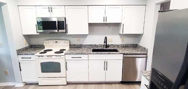 Building Photo - 7228 Prince Wilbert Way