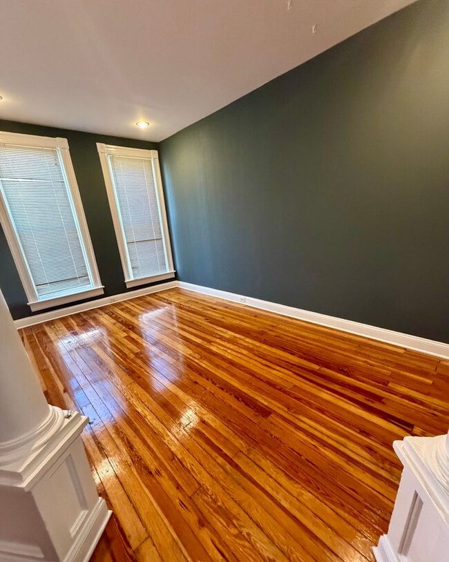 Building Photo - Historic Charm Meets Modern Comfort in Charles Village