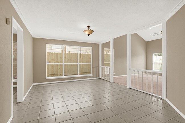 Building Photo - 3023 Jewel Ann St