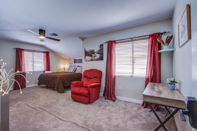 Building Photo - Spacious, Stylish, and Fully Furnished – L...