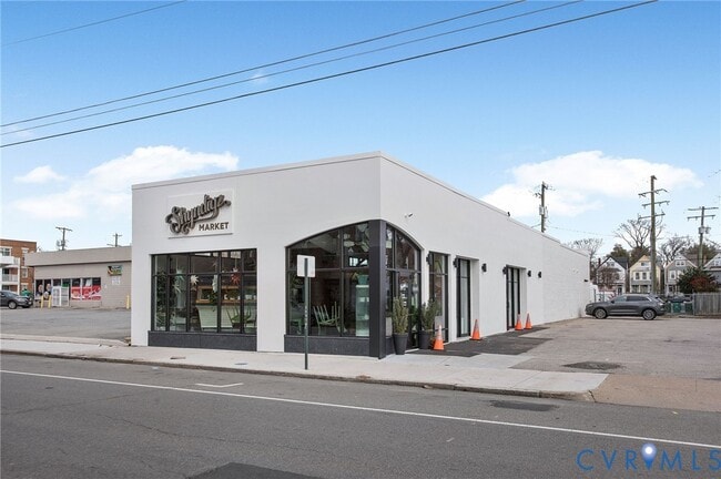 Building Photo - 1837 Grayland Ave