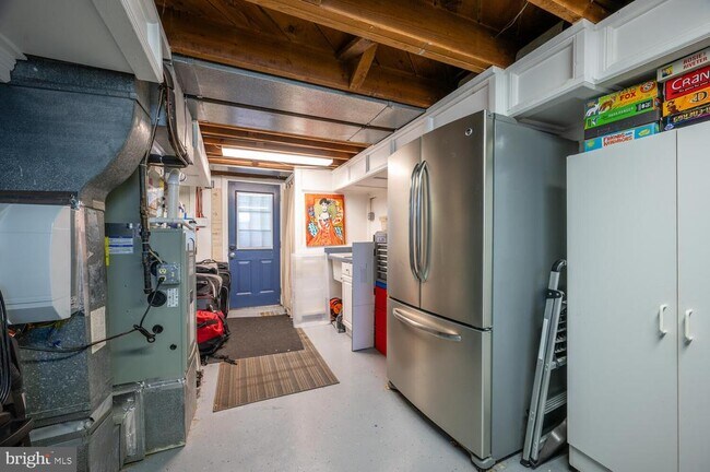 Building Photo - 6034 21st St N