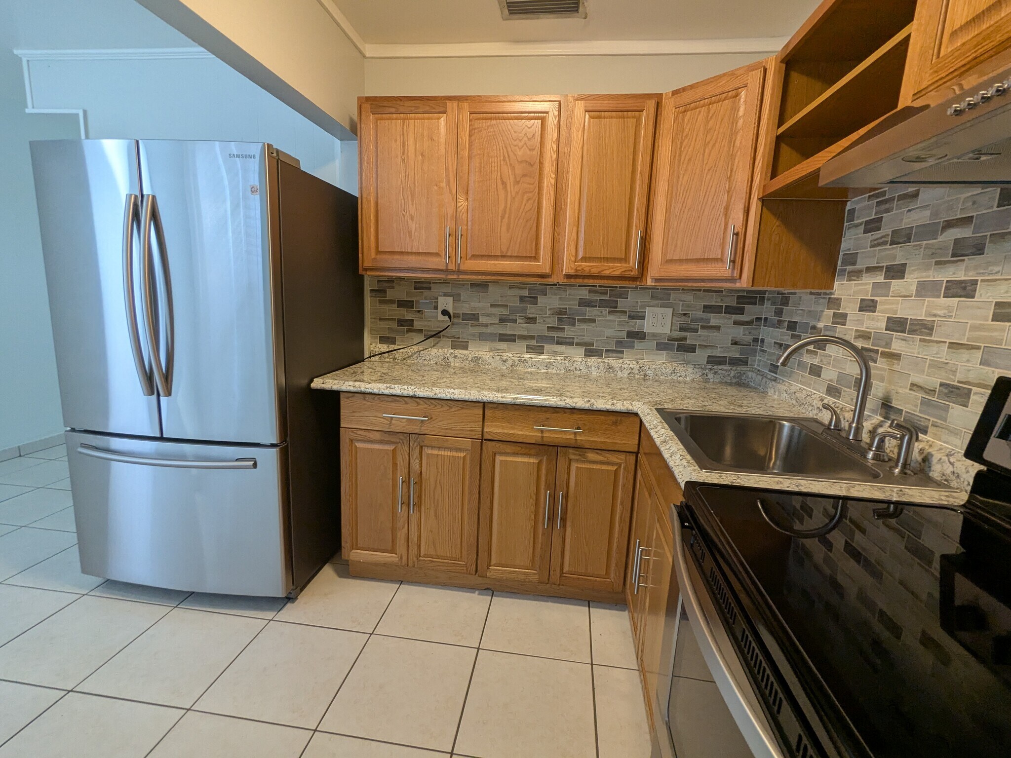 Kitchen - 2490 NE 184th St