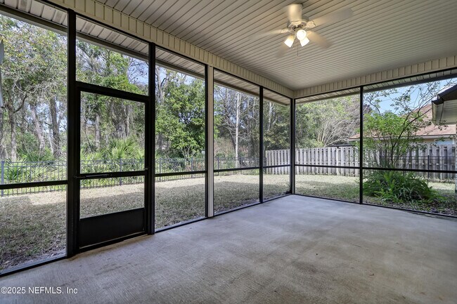 Building Photo - 749 Grand Parke Dr