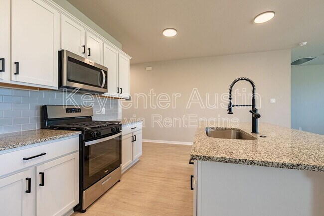 Building Photo - 366 Carolina Buckthorn Dr