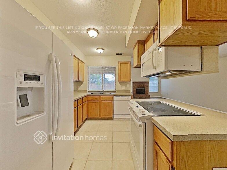 Building Photo - 1009 Brielle Ave