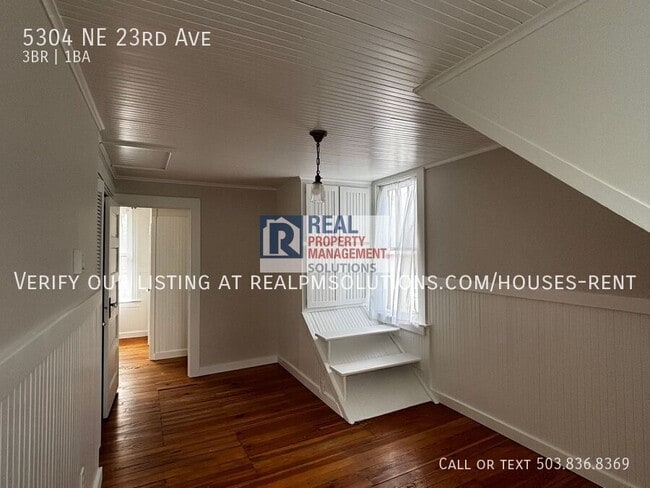 Building Photo - 5304 NE 23rd Ave