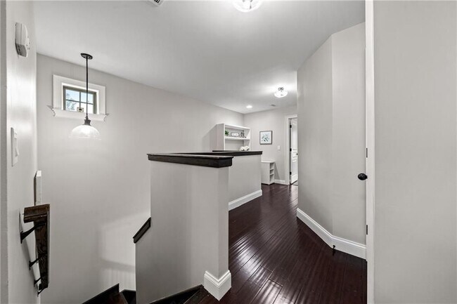 Building Photo - 100 Kasey Dr