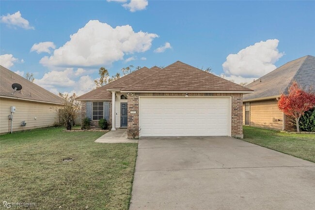 Building Photo - LEGACY BEAUTY.. Close to Barksdale Air Force Base..