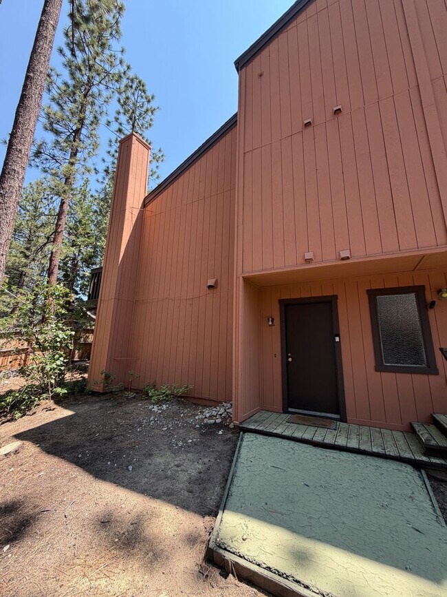 Building Photo - Spacious 2 Bed, 1.5 Bath Condo w/Carport - Outdoor Pool in Summer (Long Term Rental)