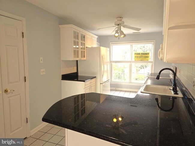Building Photo - 12 Owens Landing Ct