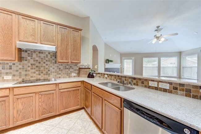 Building Photo - 5806 Cedar Field Way