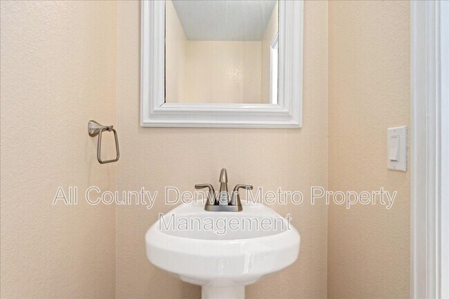 Building Photo - 7850 Ogden Ct