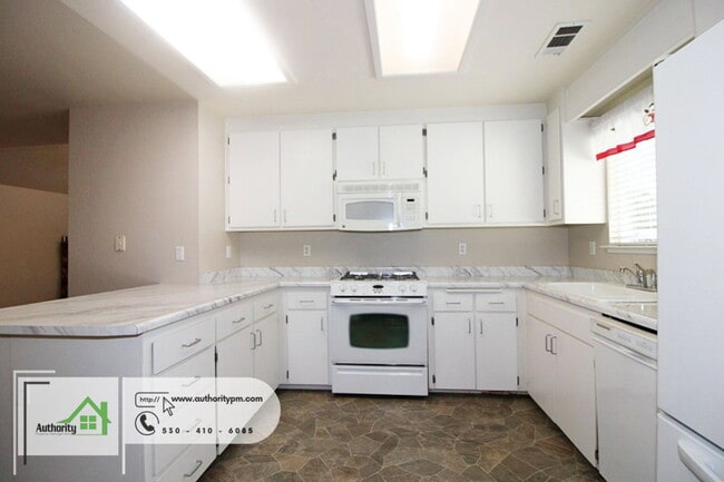 Building Photo - 1748 Galaxy Way