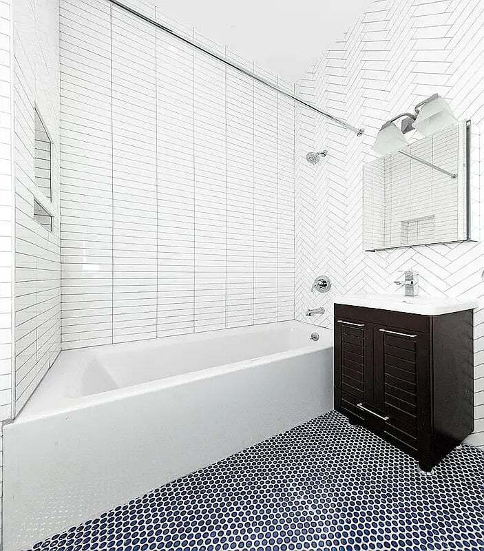 Building Photo - 223 Mott St