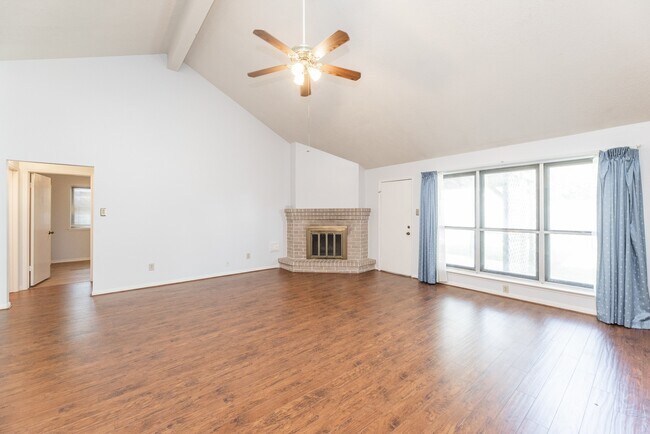 Building Photo - 6818 Brockington Dr
