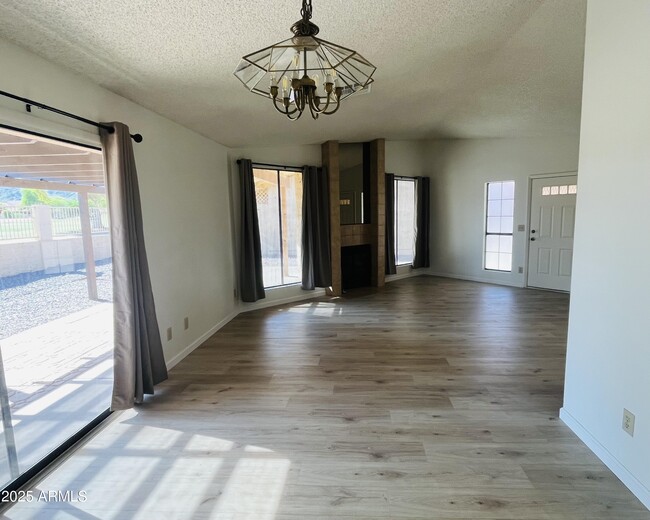 Building Photo - 12234 S Shoshoni Dr