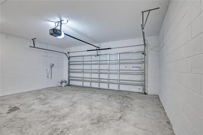 Building Photo - 673 Teviot Rd