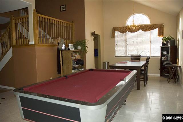 Living Room - 3964 Glenview Terrace