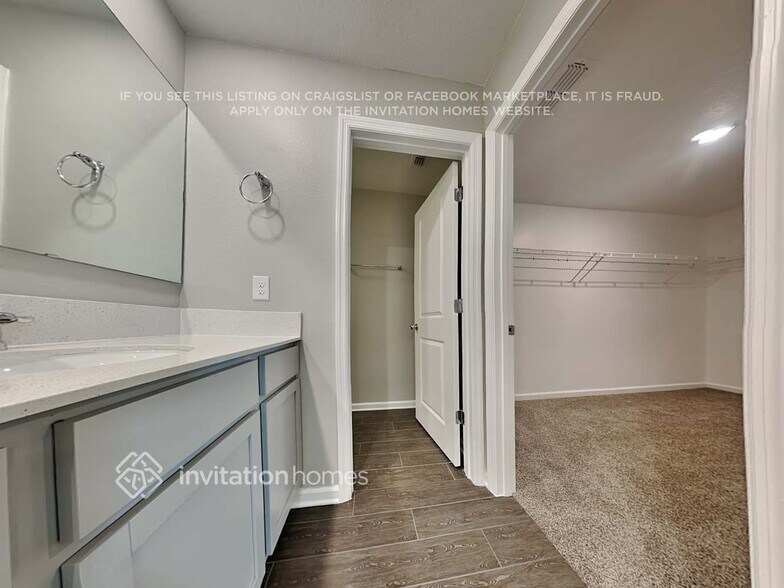 Building Photo - 1054 Caitlin Loop