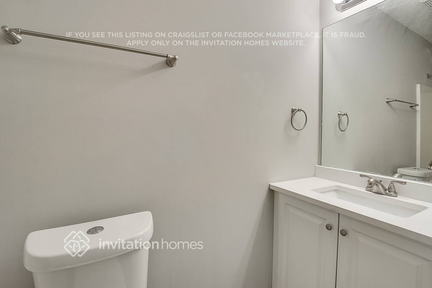 Building Photo - 6165 Queens Rd