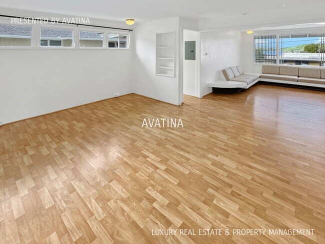 Building Photo - 1223 Manulani St