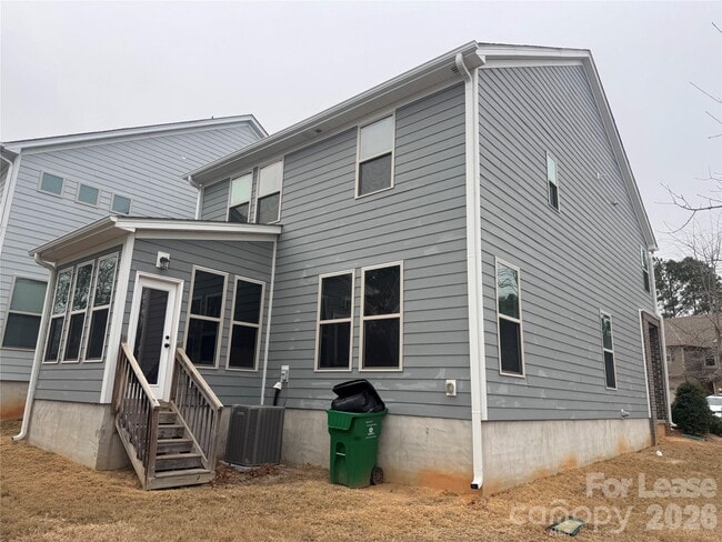 Building Photo - 14503 Knowledge Circle