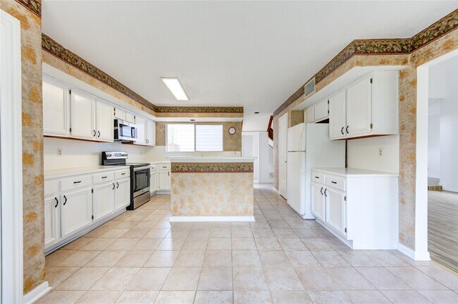 Building Photo - 16026 Rustic Sands Dr